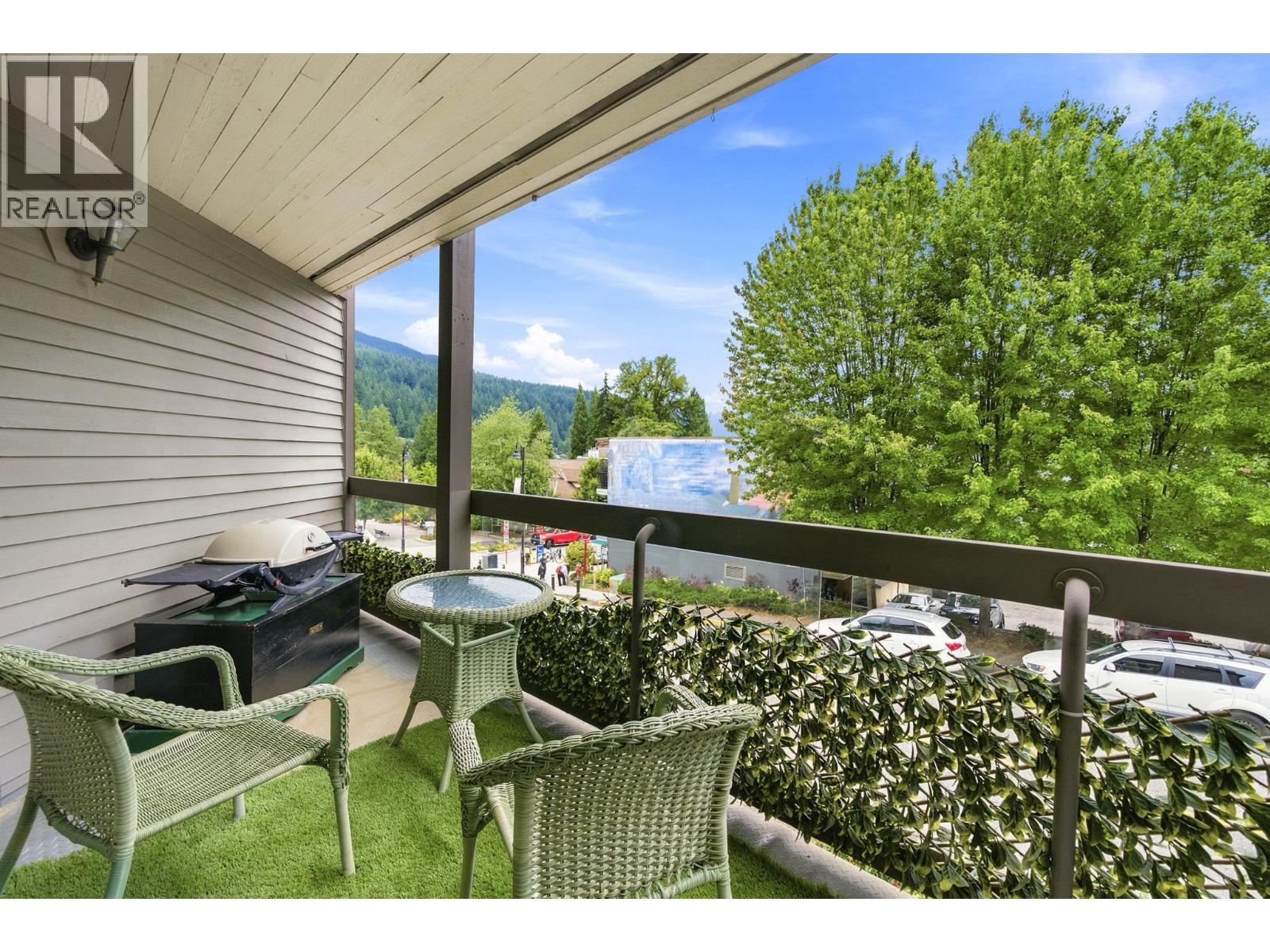 104 2181 Panorama Drive, North Vancouver, British Columbia V7G 1V3 - Photo 11 - R3159112