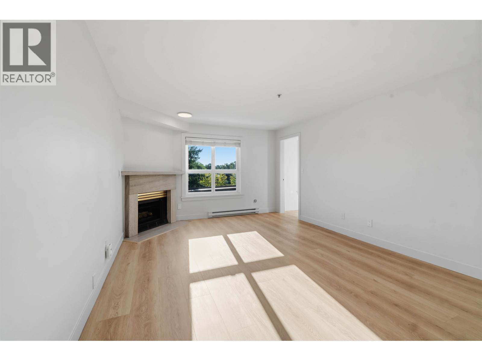 306 2928 Commercial Drive, Vancouver, British Columbia V5N 4C9 - Photo 10 - R3159113