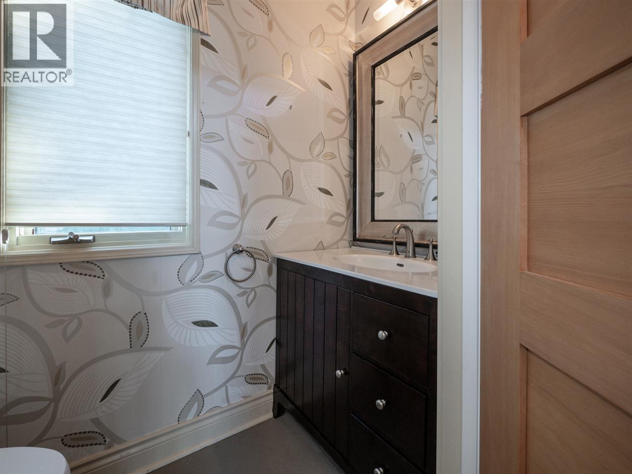 313 Skyline Drive, Gibsons, British Columbia V0N 1V8 - Photo 21 - R3159098