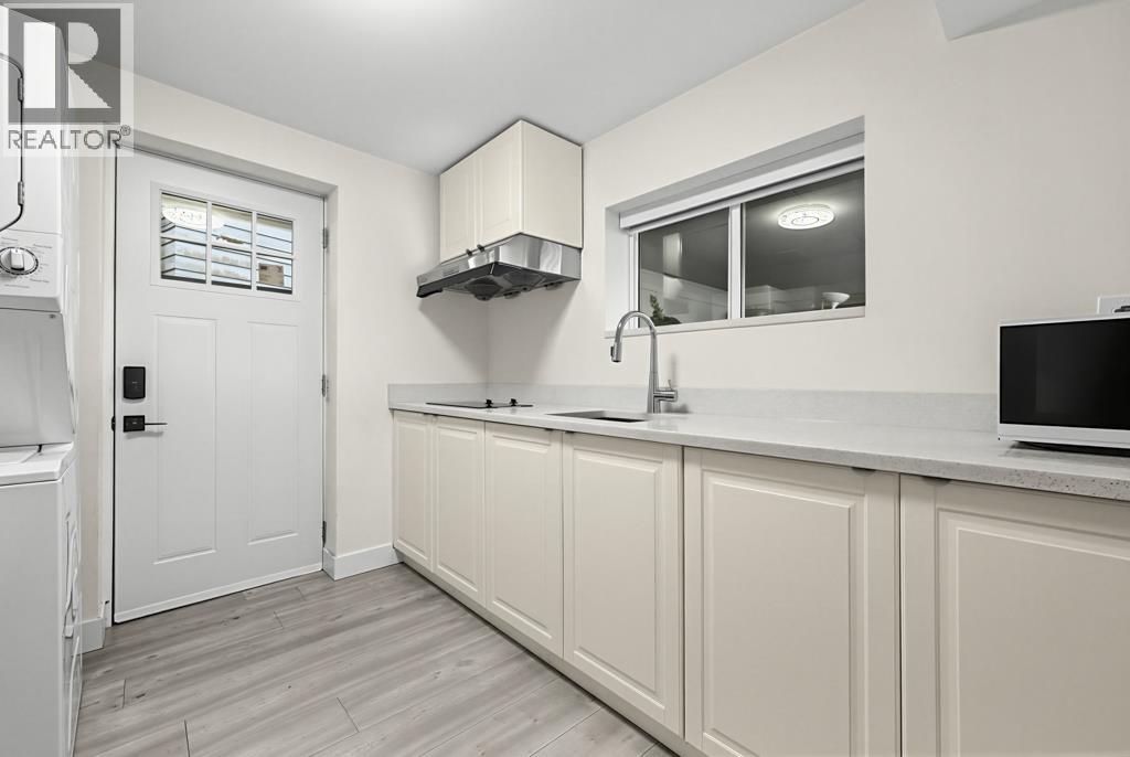 4936 Barker Crescent, Burnaby, British Columbia V5G 3G5 - Photo 23 - R3159108