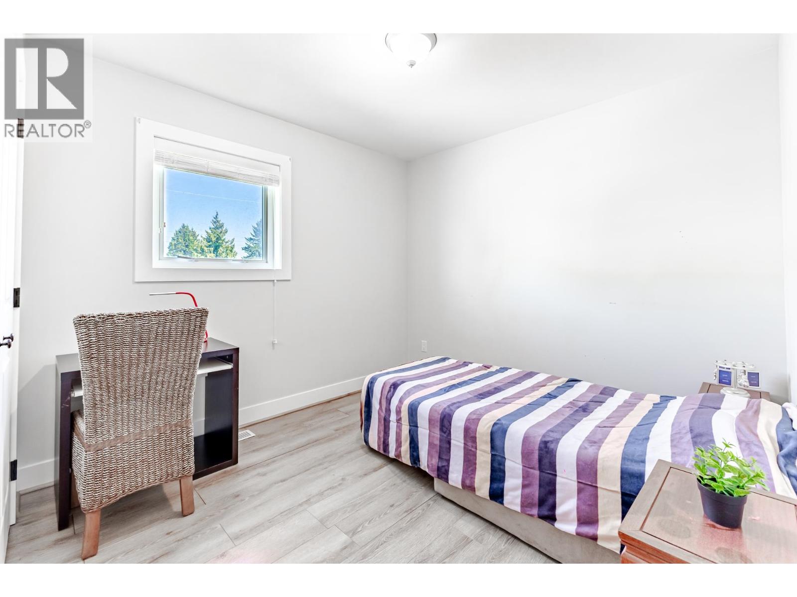 7535 Burgess Street, Burnaby, British Columbia V3N 3H9 - Photo 17 - R3159117