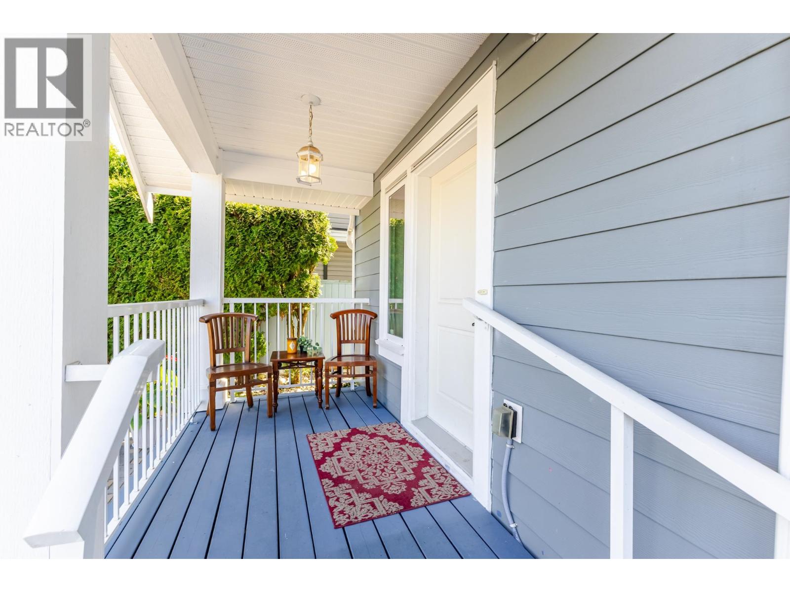 7535 Burgess Street, Burnaby, British Columbia V3N 3H9 - Photo 3 - R3159117