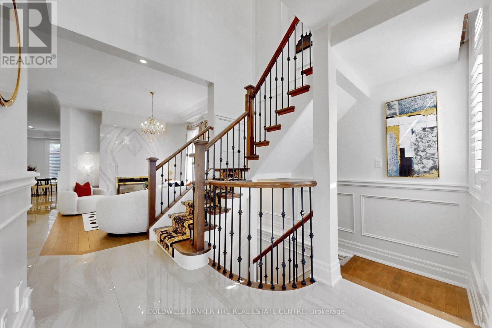 32 Princeton Avenue, Richmond Hill, Ontario  L4S 2E3 - Photo 5 - N13715390