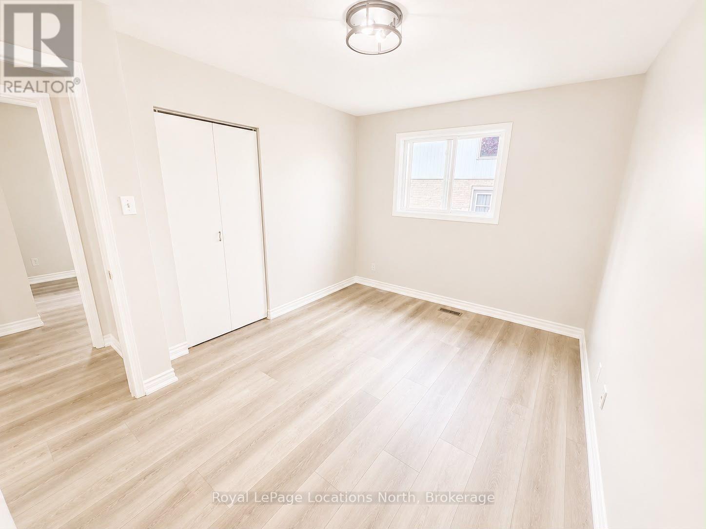 A (Upper) - 504 Sixth Street, Collingwood, Ontario  L9Y 1Z9 - Photo 8 - S13715446