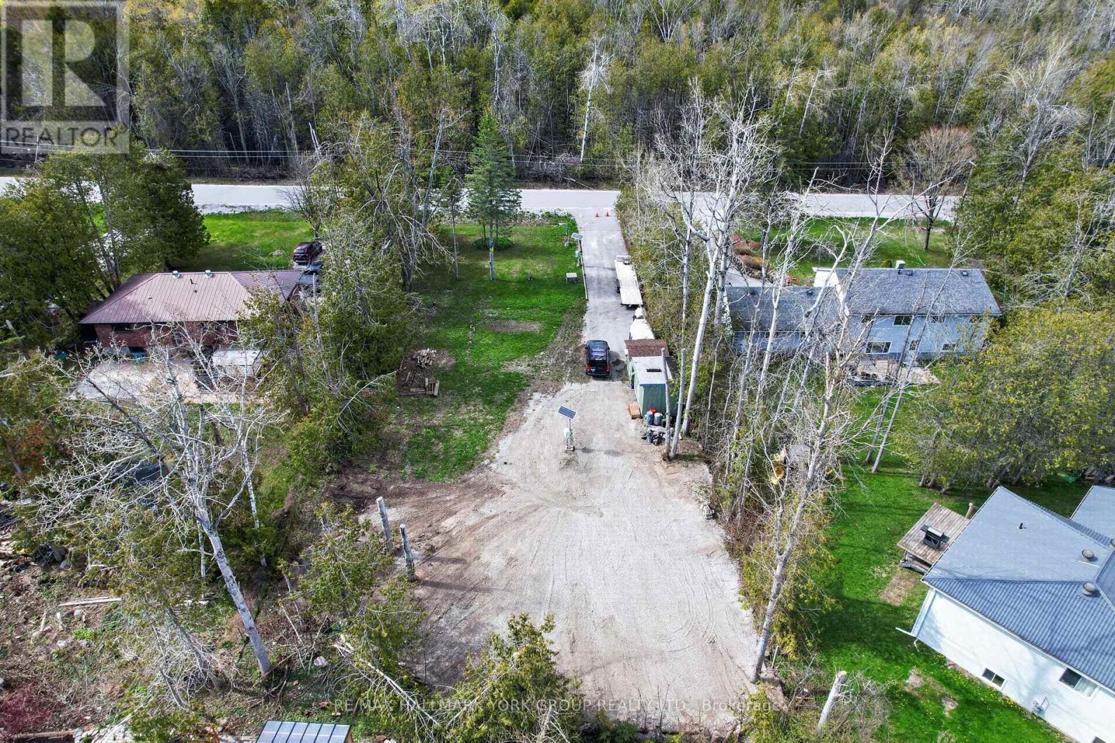 197 Kennedy Avenue, Oro-Medonte, Ontario  L0L 1T0 - Photo 11 - S13715376