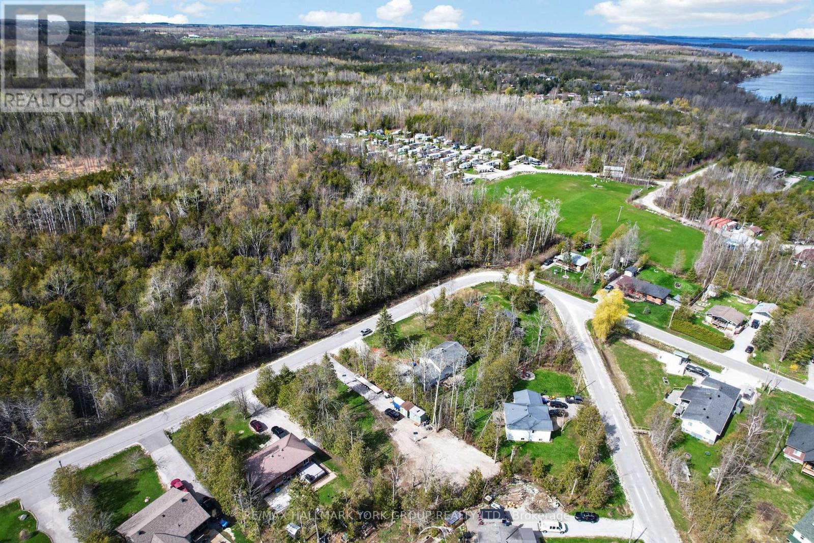 197 Kennedy Avenue, Oro-Medonte, Ontario  L0L 1T0 - Photo 13 - S13715376