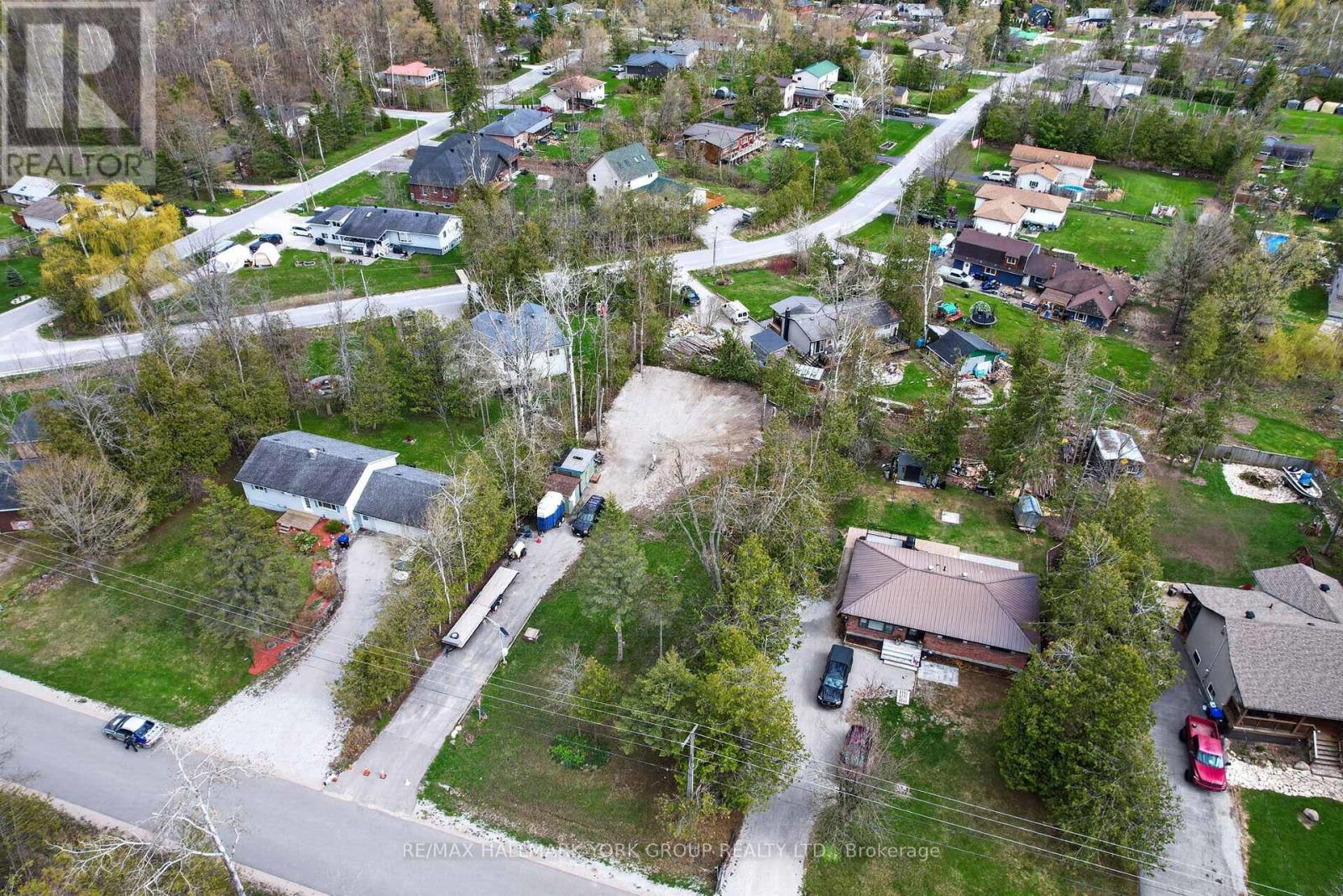 197 Kennedy Avenue, Oro-Medonte, Ontario  L0L 1T0 - Photo 5 - S13715376