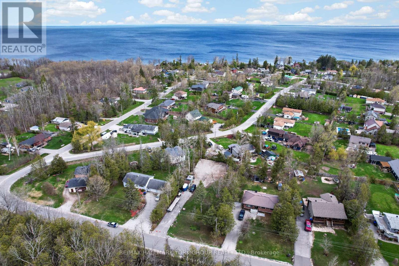 197 Kennedy Avenue, Oro-Medonte, Ontario  L0L 1T0 - Photo 6 - S13715376