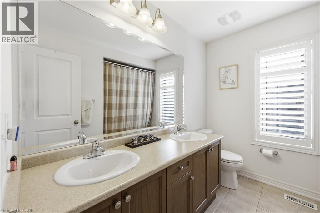 97 Narbonne Crescent Unit# Main & Upper, Stoney Creek, Ontario L8J 0J6 - Photo 23 - 40858547