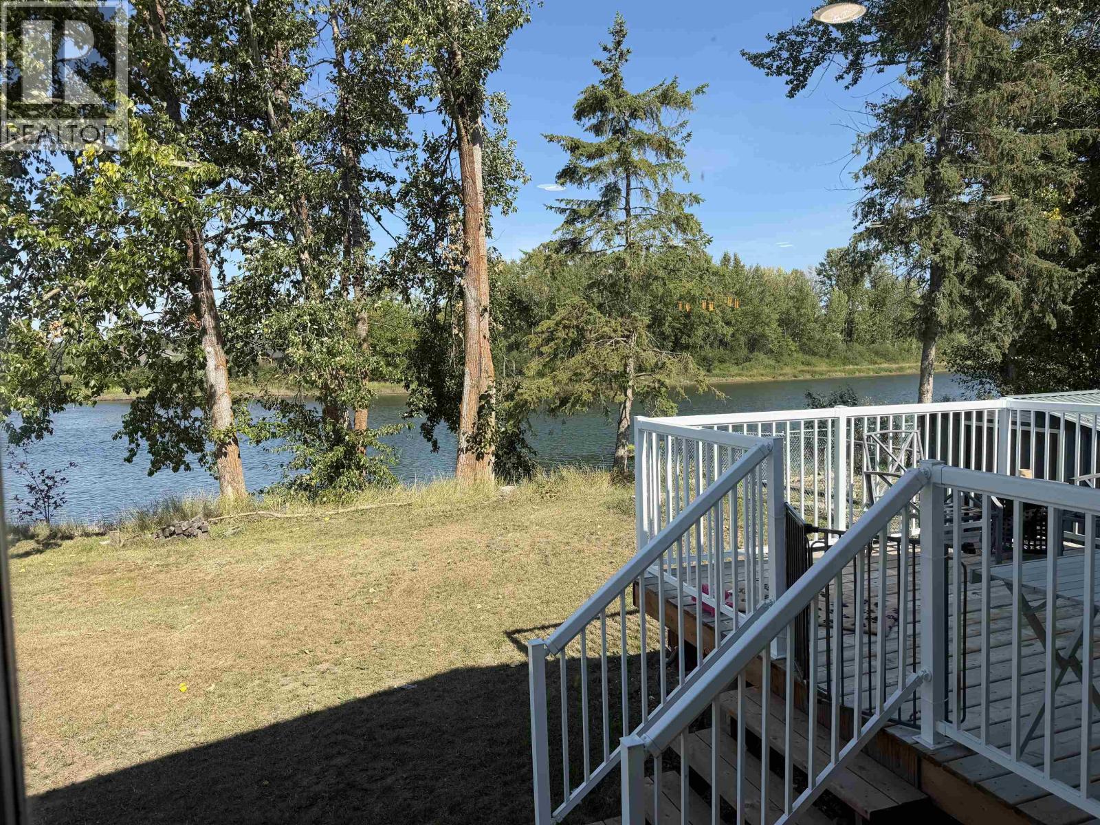 2733 Riverview Drive, Vanderhoof, British Columbia  V0J 3A2 - Photo 3 - R3158980