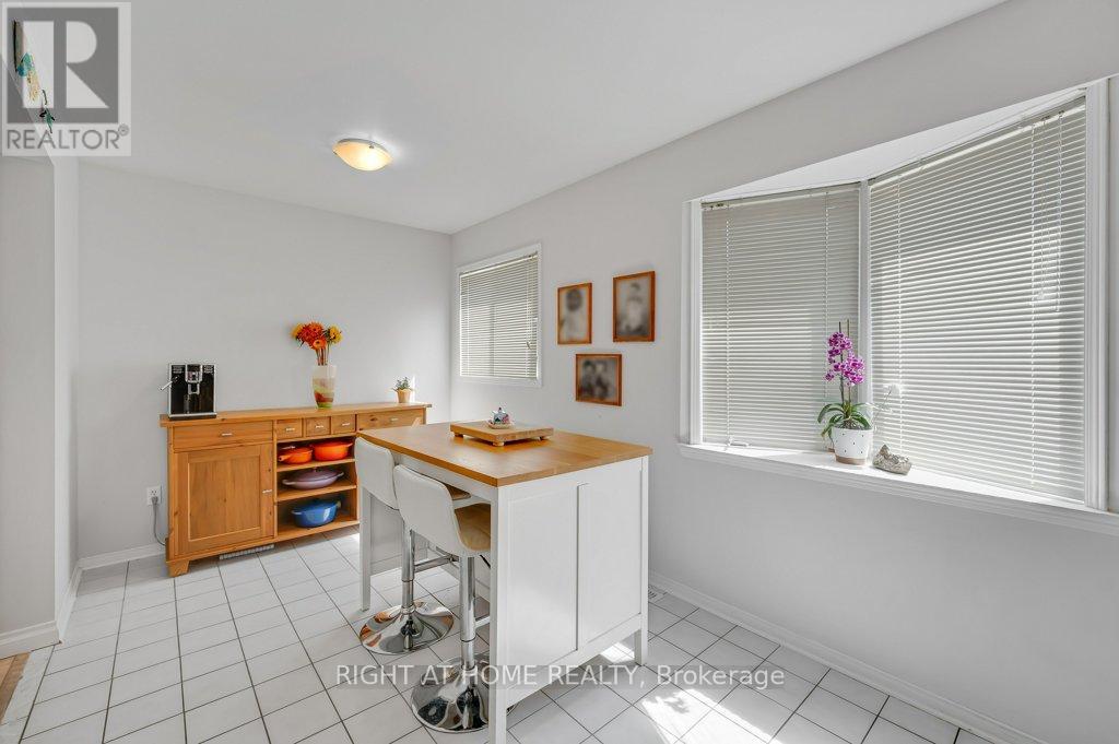 9 - 2300 Brays Lane, Oakville, Ontario  L6M 3J9 - Photo 17 - W13715386