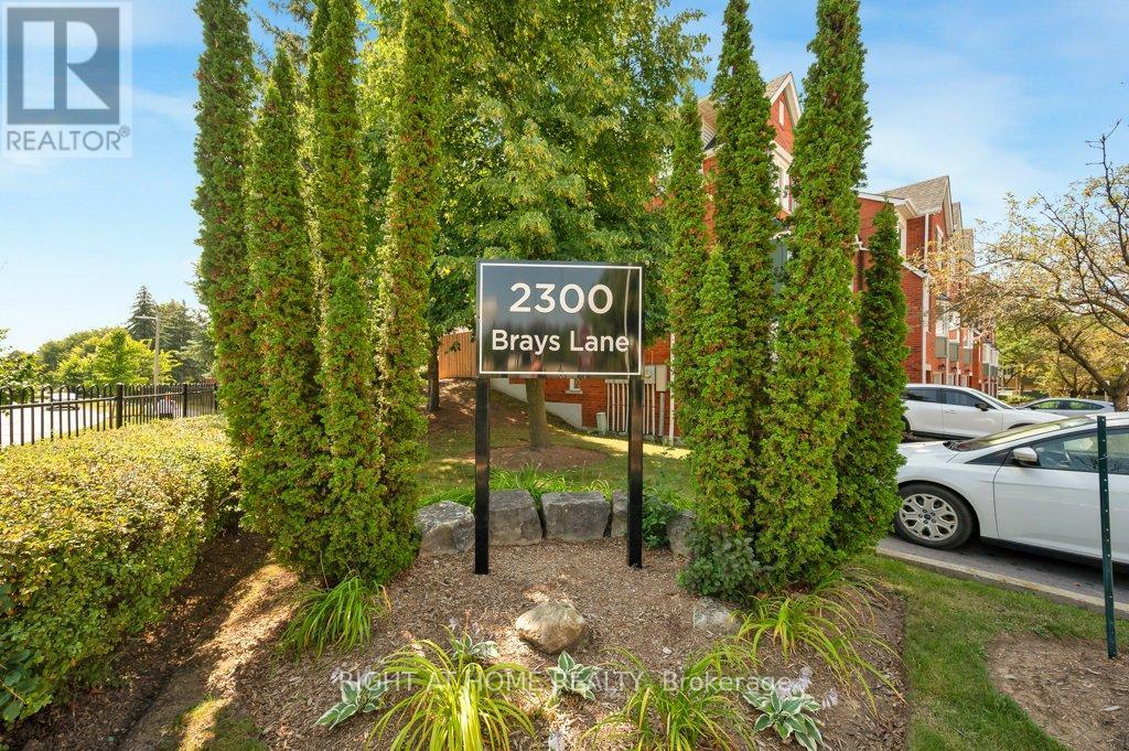 9 - 2300 Brays Lane, Oakville, Ontario  L6M 3J9 - Photo 2 - W13715386