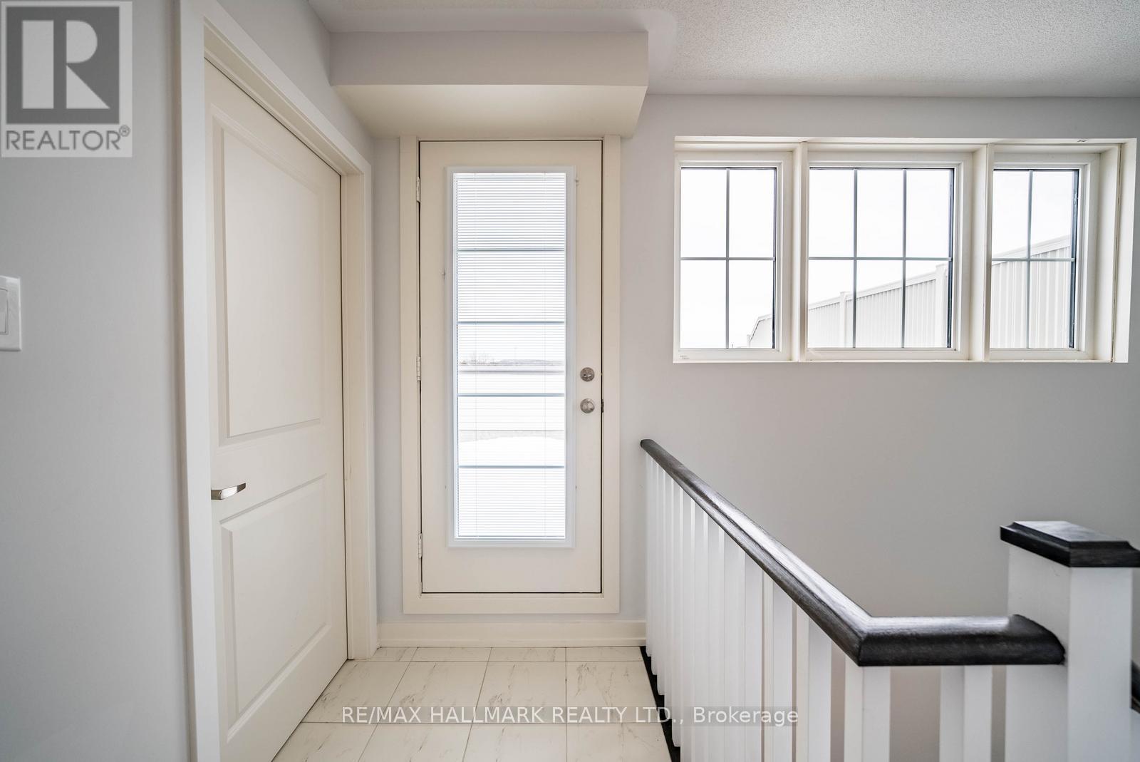 302 - 2 Linsmore Place, Whitchurch-Stouffville, Ontario  L4A 4T4 - Photo 34 - N12868624