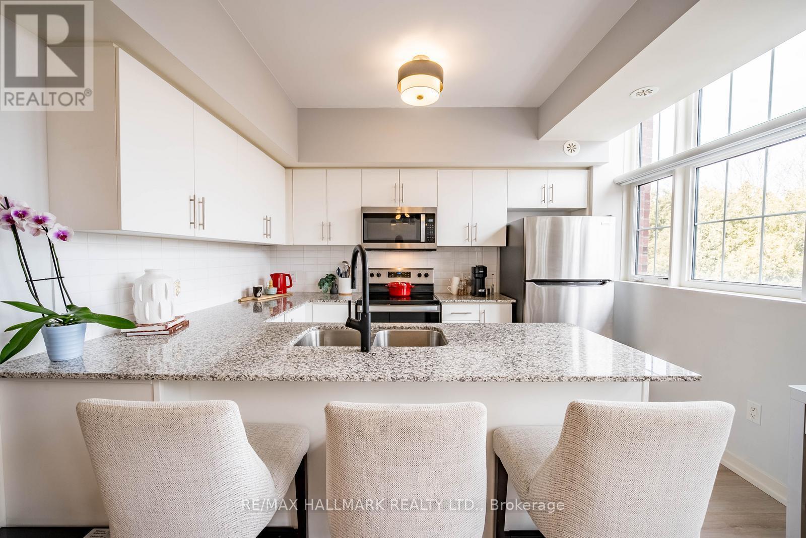 302 - 2 Linsmore Place, Whitchurch-Stouffville, Ontario  L4A 4T4 - Photo 15 - N12868624