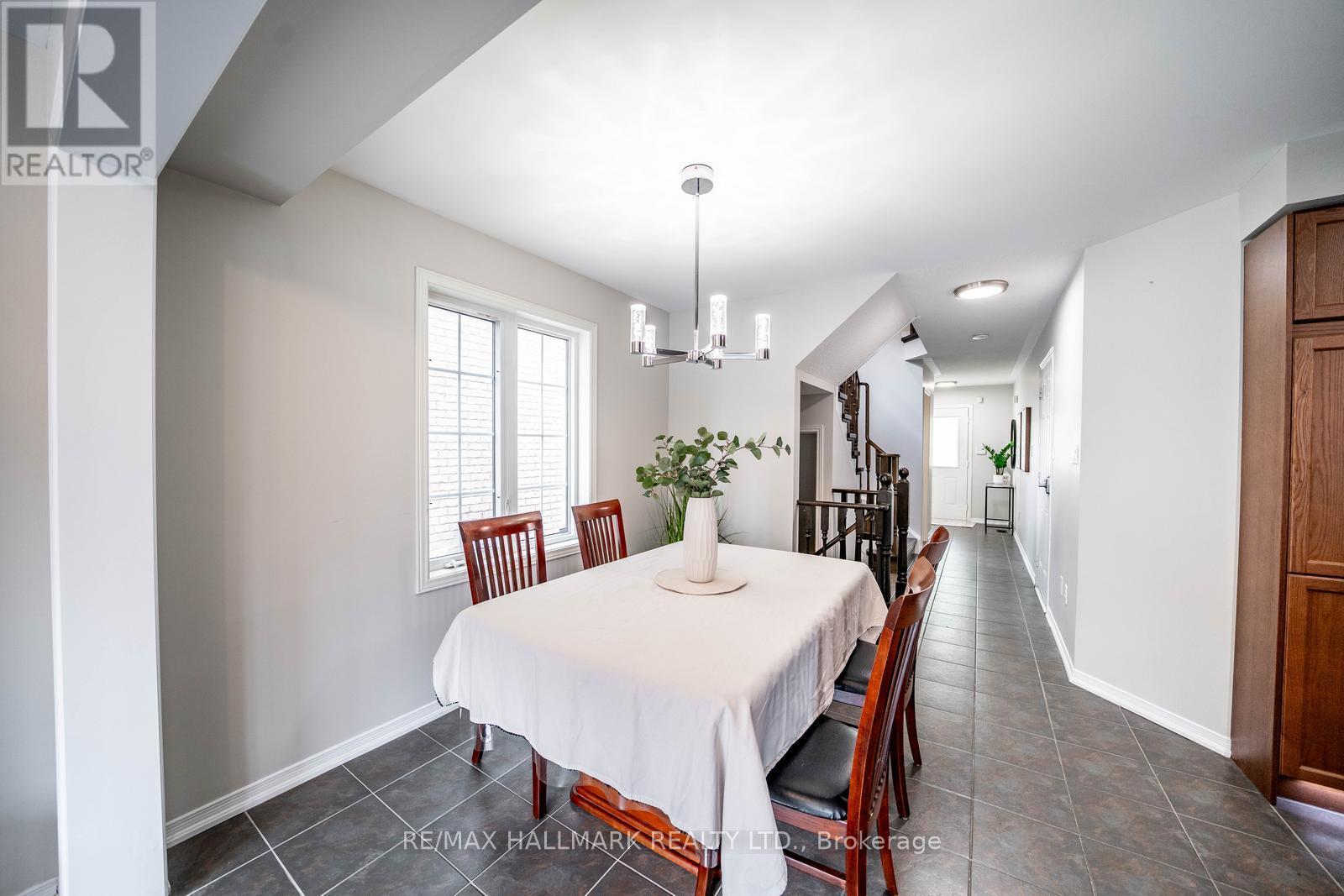 85 Vera Lynn Crescent, Whitchurch-Stouffville, Ontario  L4A 0X4 - Photo 9 - N13481054