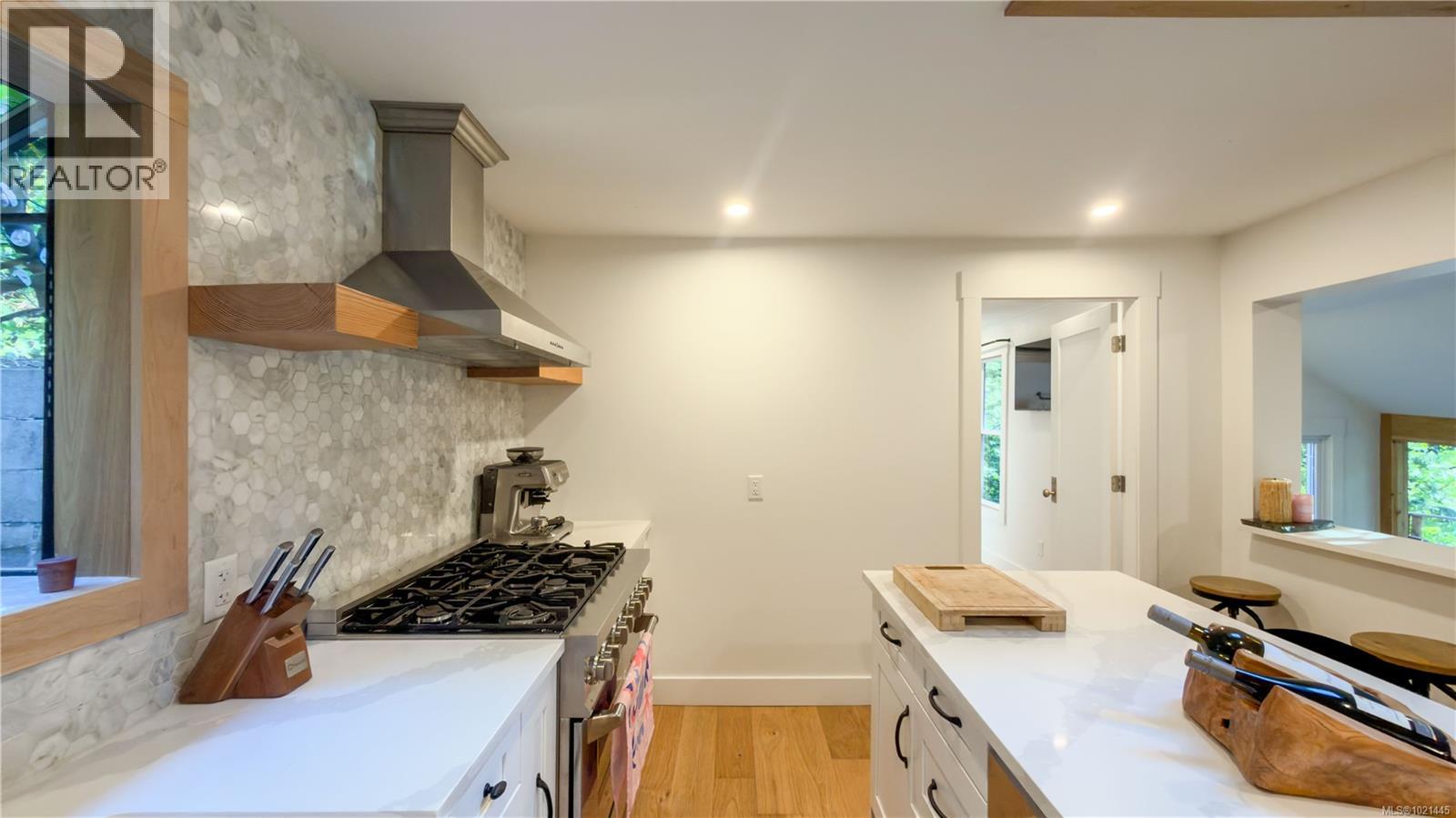 1709 Falcon Heights Rd, Langford, British Columbia  V9B 6H6 - Photo 9 - 1021445