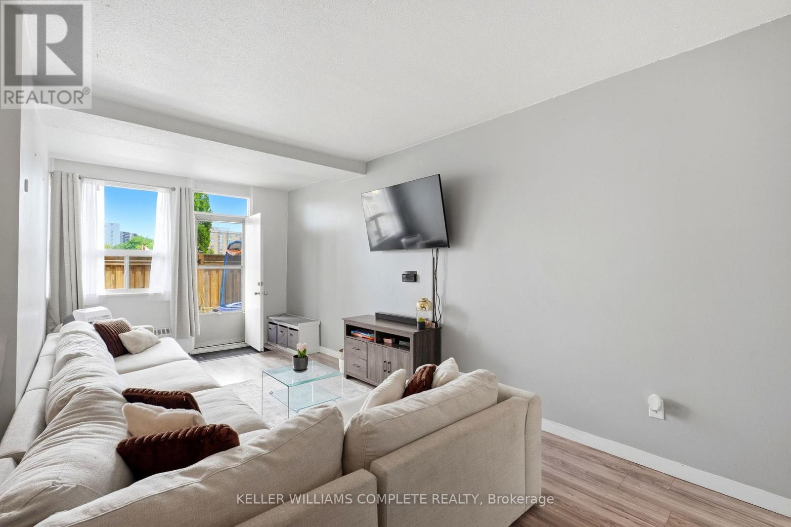 17 - 15 Nicklaus Drive, Hamilton, Ontario  L8K 5J5 - Photo 7 - X13515928