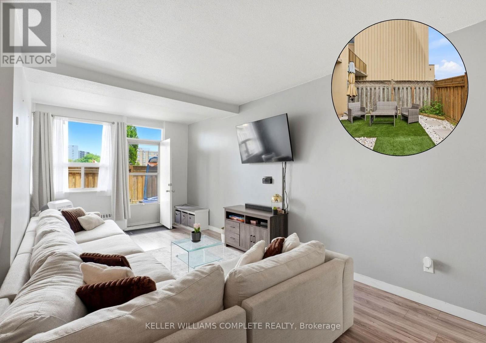 17 - 15 NICKLAUS DRIVE, Hamilton, Ontario