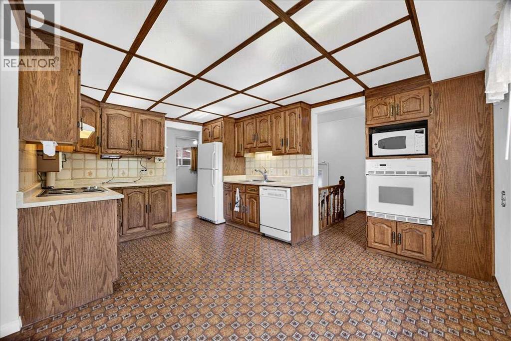 1060 Motherwell Road NE, Calgary, Alberta  T2E 6E7 - Photo 9 - A2339747