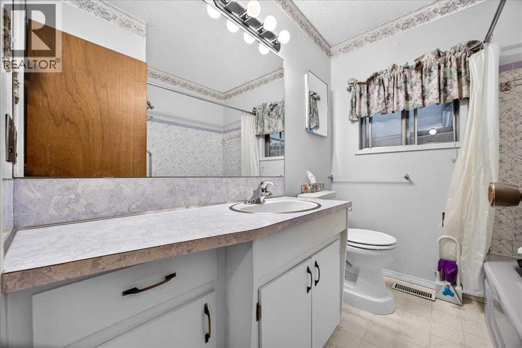 1060 Motherwell Road NE, Calgary, Alberta  T2E 6E7 - Photo 16 - A2339747