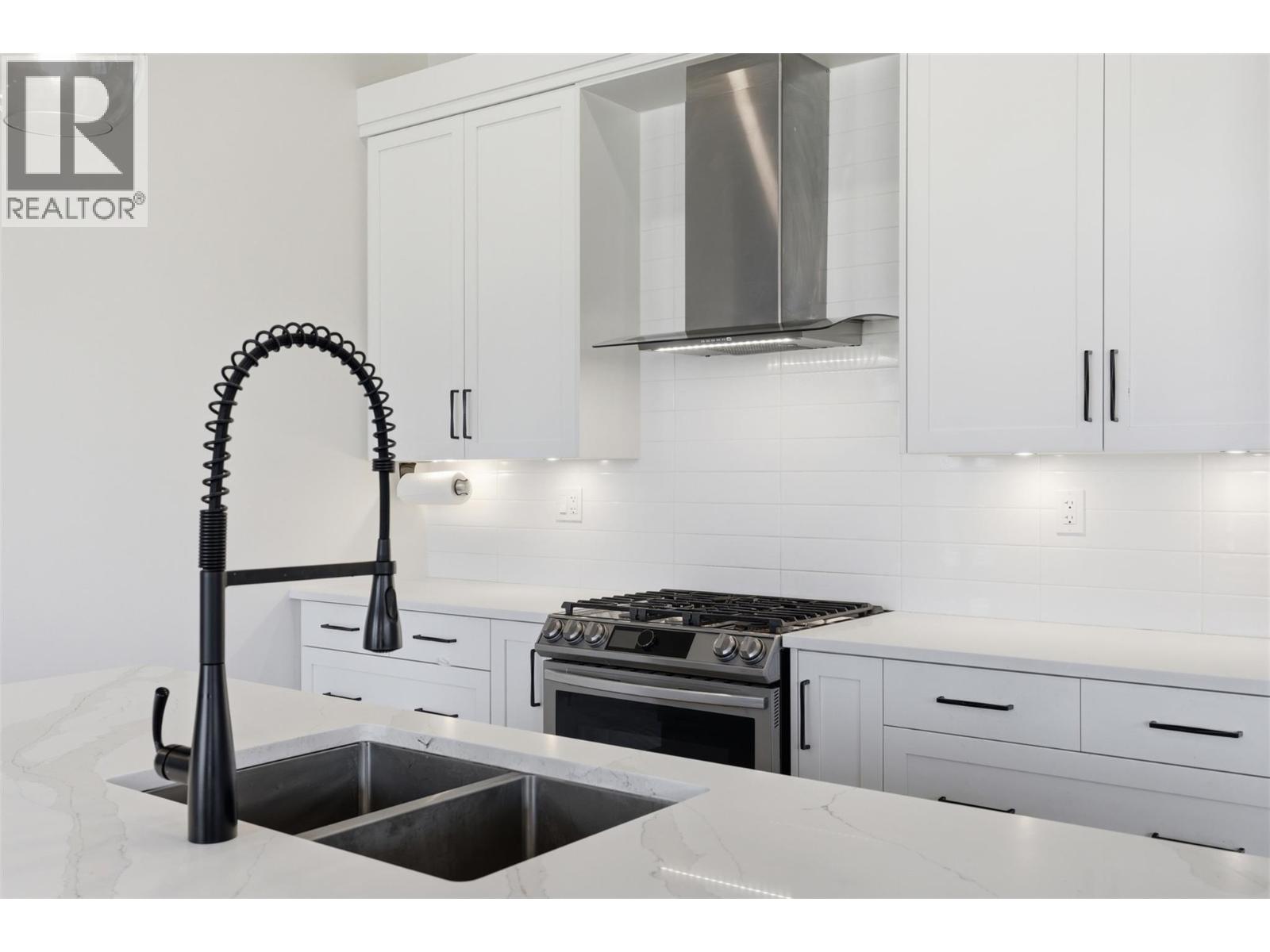 347 Rue Cheval Noir, Kamloops, British Columbia  V1S 0G2 - Photo 8 - 10398876