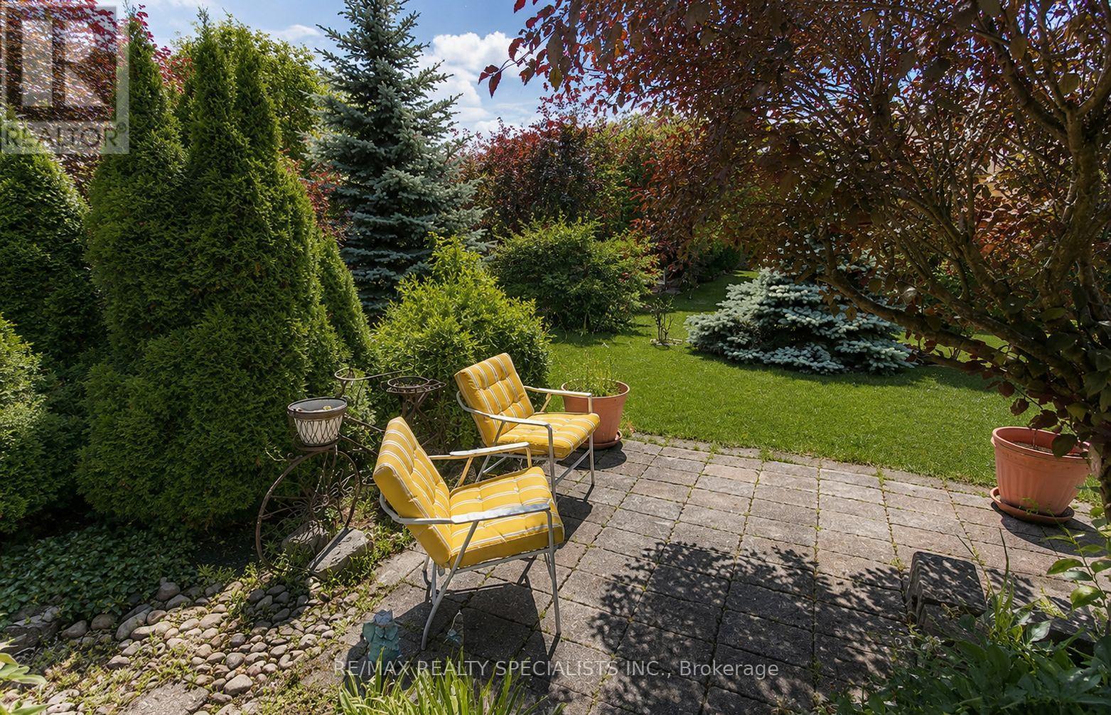 61 Jones Crescent, Tillsonburg, Ontario  N4G 5X5 - Photo 3 - X13715360