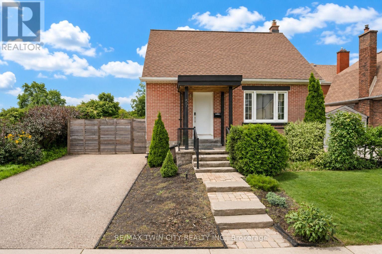 57 Peppler Street, Waterloo, Ontario  N2J 3C7 - Photo 1 - X13715426