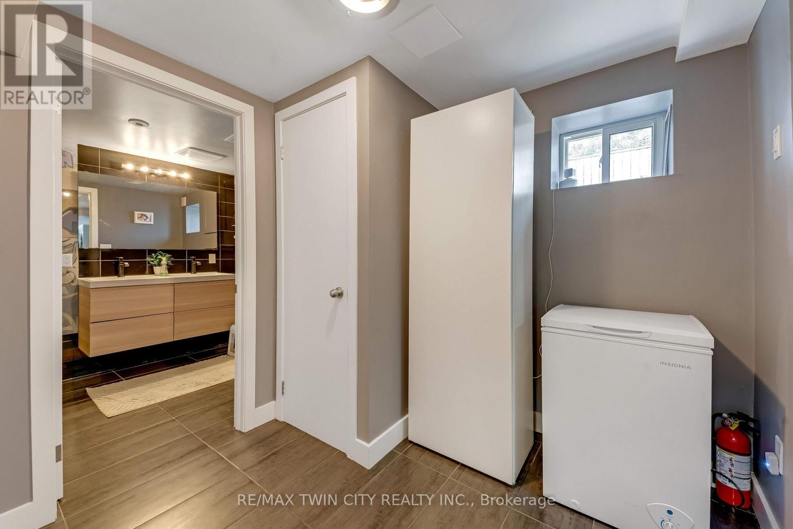 57 Peppler Street, Waterloo, Ontario  N2J 3C7 - Photo 25 - X13715426