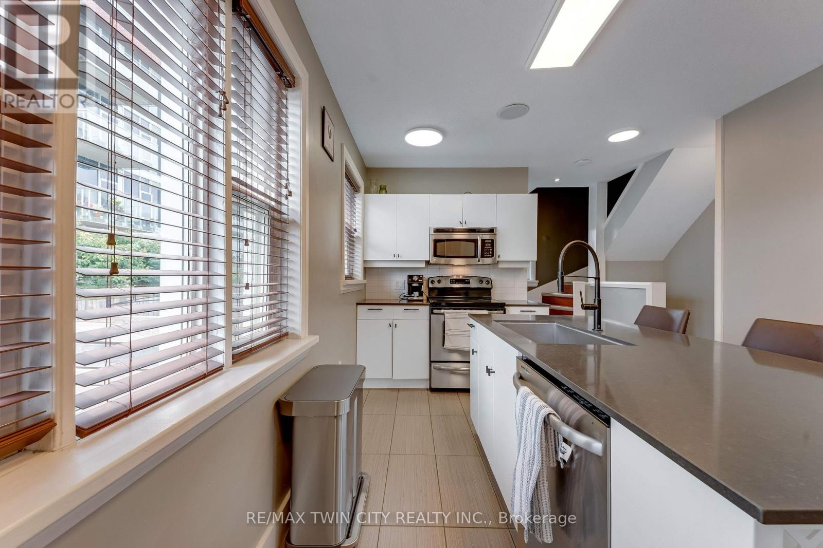 57 Peppler Street, Waterloo, Ontario  N2J 3C7 - Photo 8 - X13715426