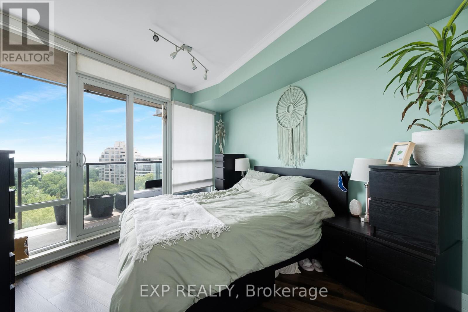 808 - 2230 Lake Shore Boulevard W, Toronto, Ontario  M8V 0B2 - Photo 18 - W13648928