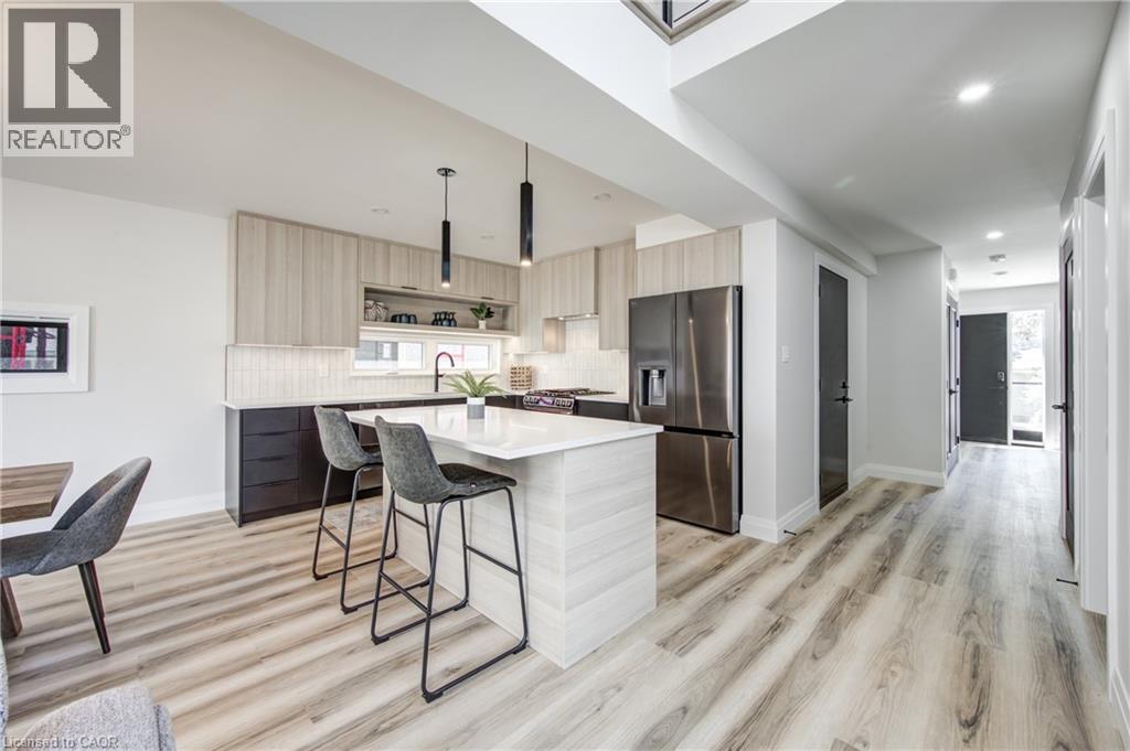 57 Centre Street, Grand Bend, Ontario  N0M 1T0 - Photo 7 - 40675113