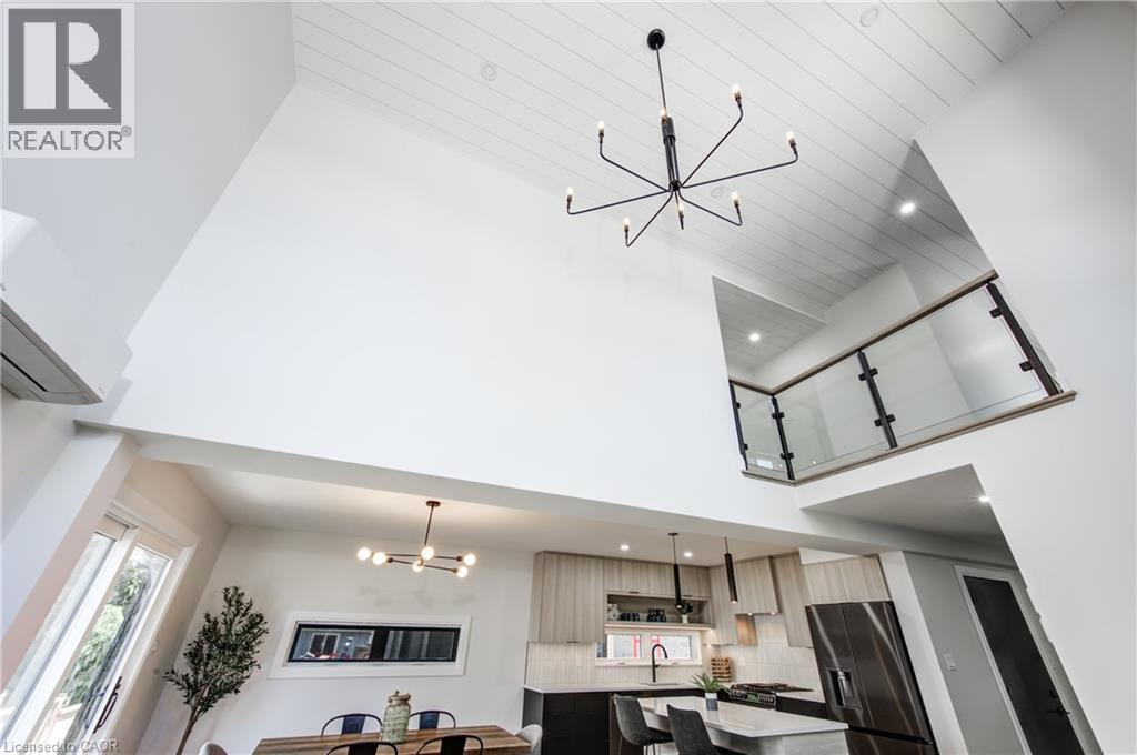 57 Centre Street, Grand Bend, Ontario  N0M 1T0 - Photo 13 - 40675113