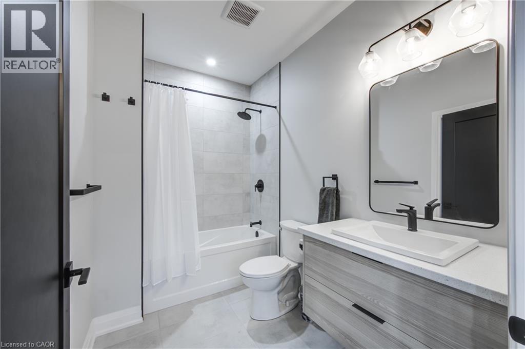 57 Centre Street, Grand Bend, Ontario  N0M 1T0 - Photo 41 - 40675113
