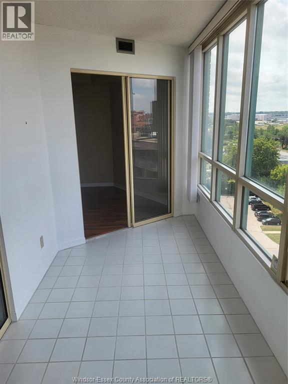 3601 Riverside Drive East Unit# 1006, Windsor, Ontario  N8Y 4Y2 - Photo 20 - 26020825