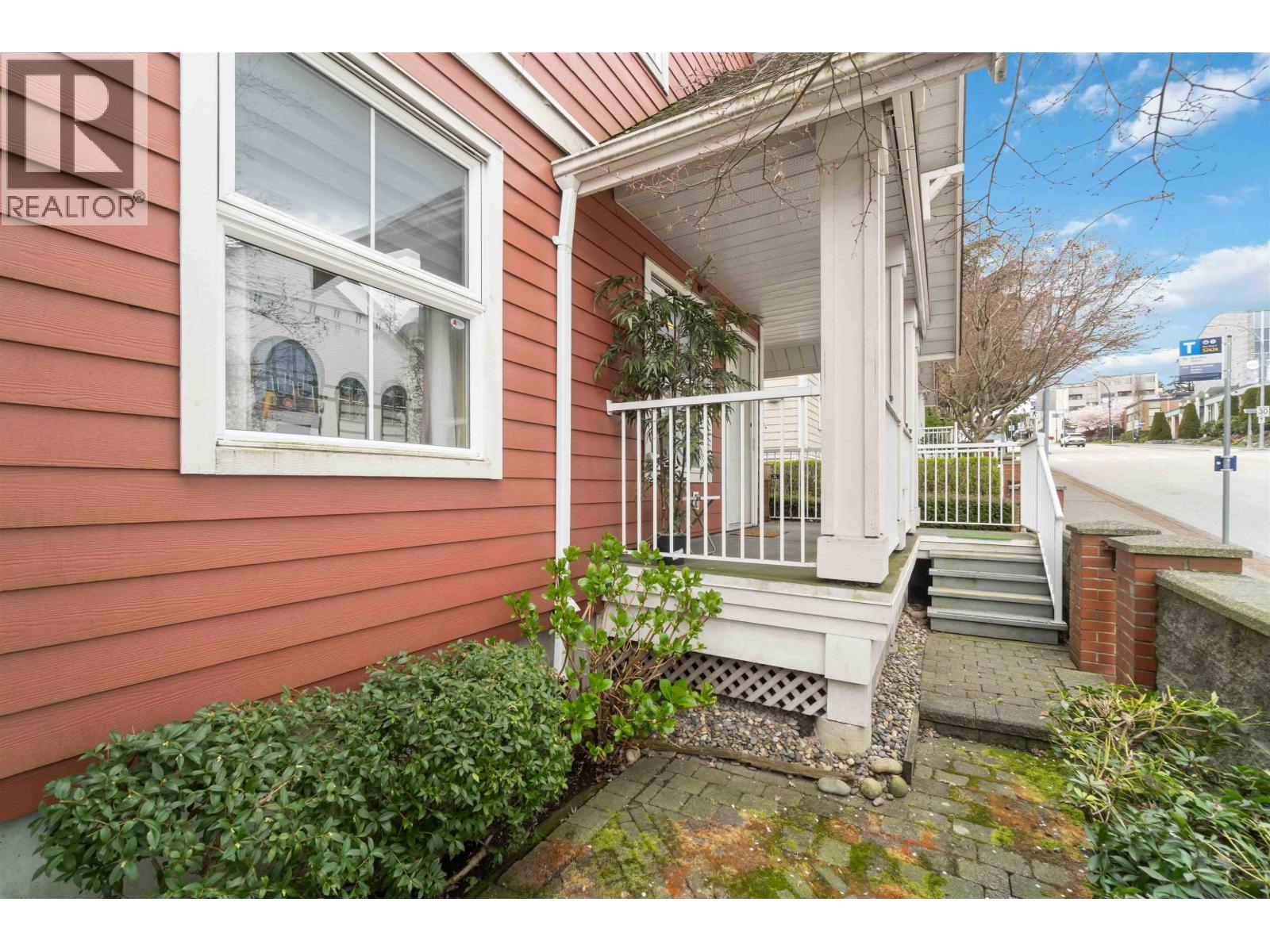 16 188 Sixth Street, New Westminster, British Columbia  V3L 2Z9 - Photo 2 - R3106305