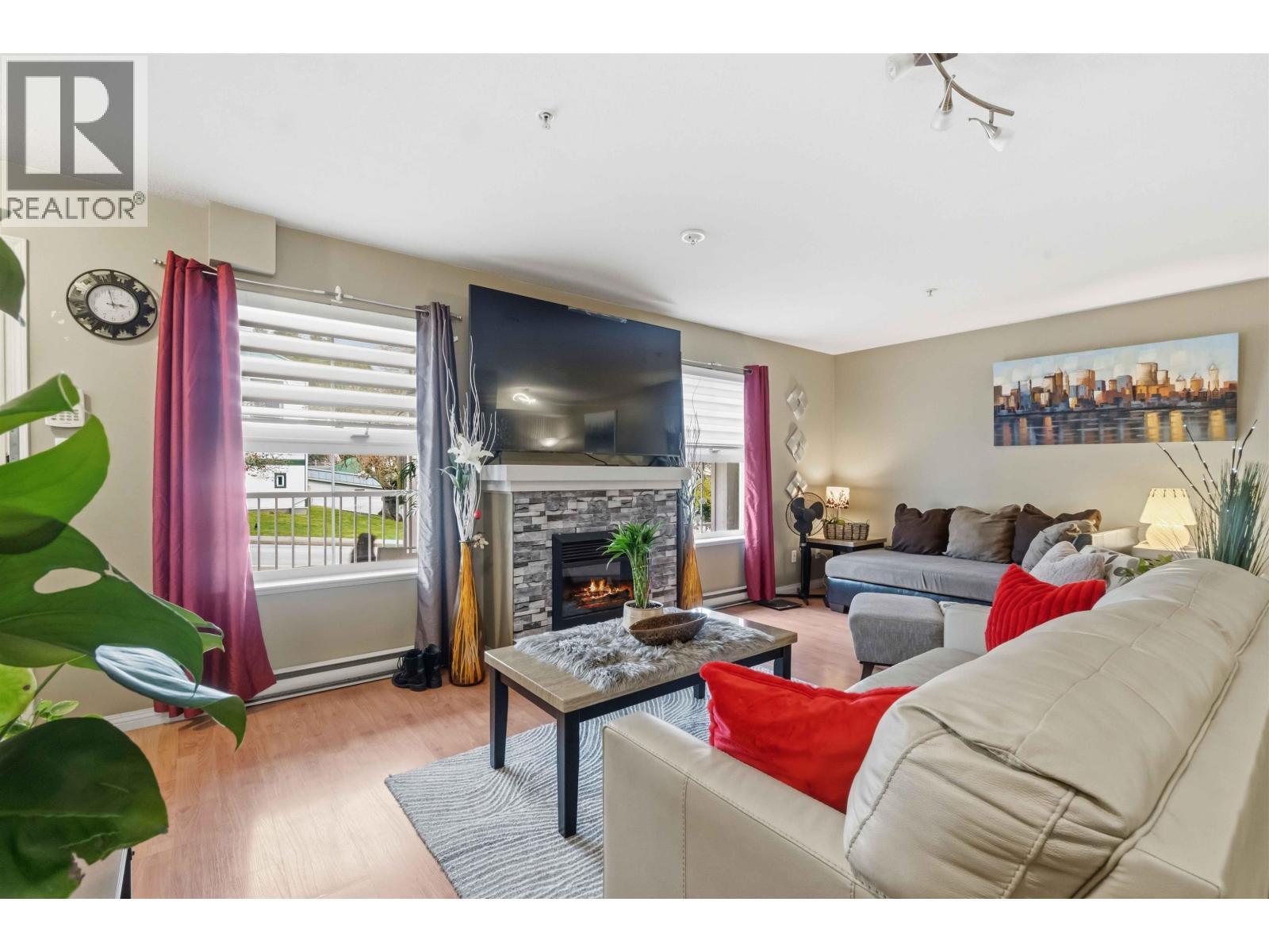 16 188 Sixth Street, New Westminster, British Columbia  V3L 2Z9 - Photo 5 - R3106305