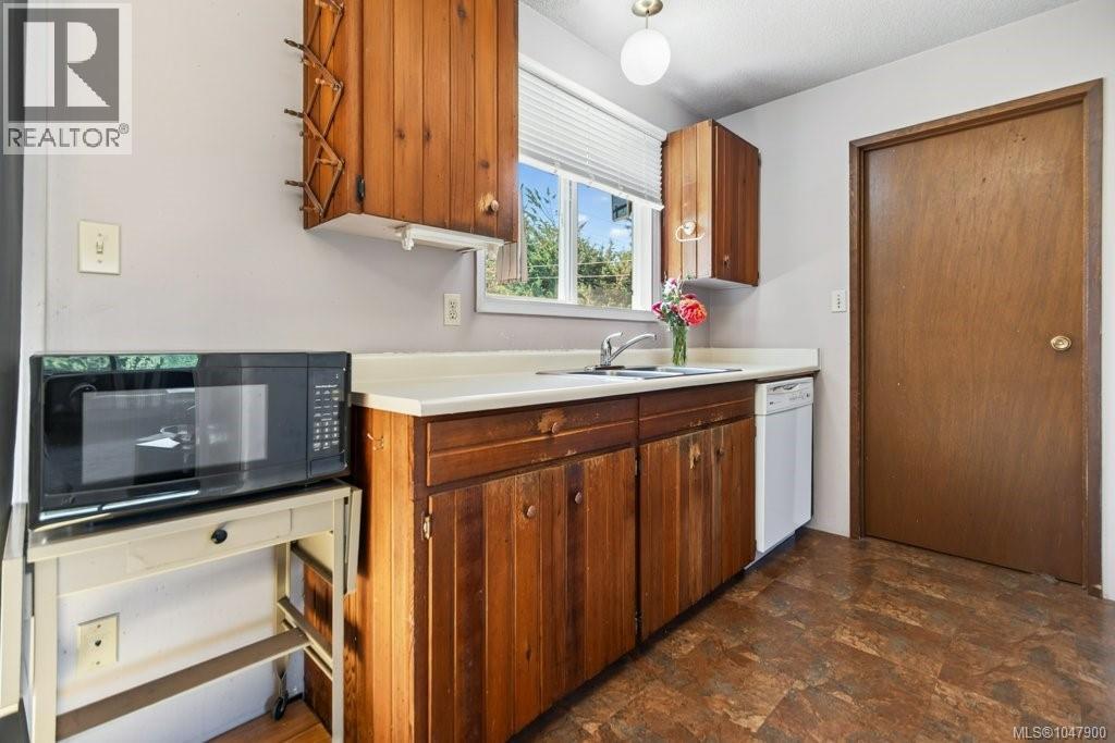 79 Salsbury Rd, Courtenay, British Columbia  V9N 9L7 - Photo 18 - 1047900