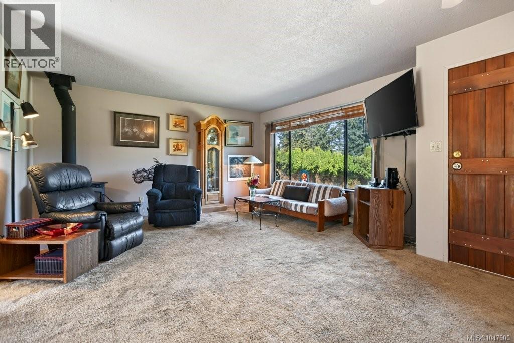 79 Salsbury Rd, Courtenay, British Columbia  V9N 9L7 - Photo 7 - 1047900