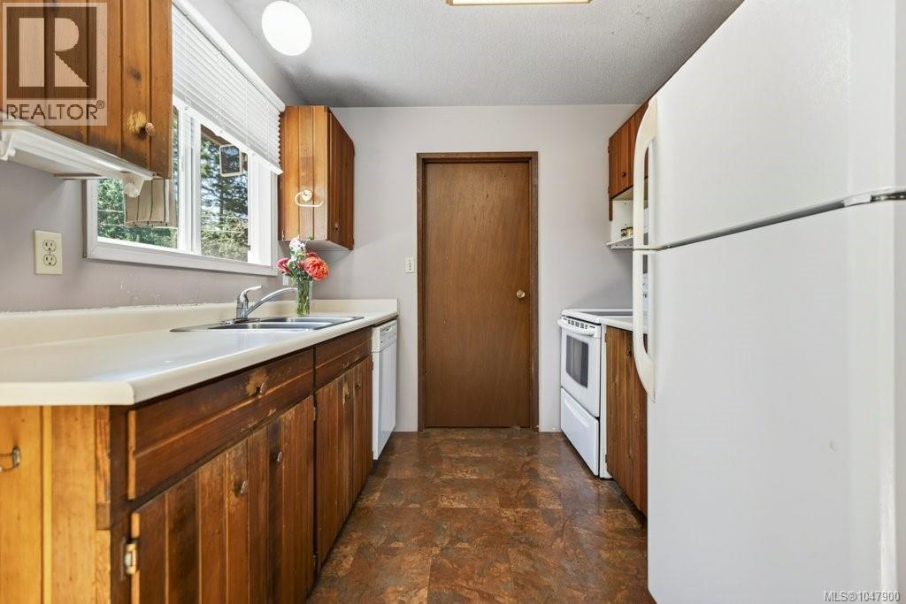 79 Salsbury Rd, Courtenay, British Columbia  V9N 9L7 - Photo 19 - 1047900
