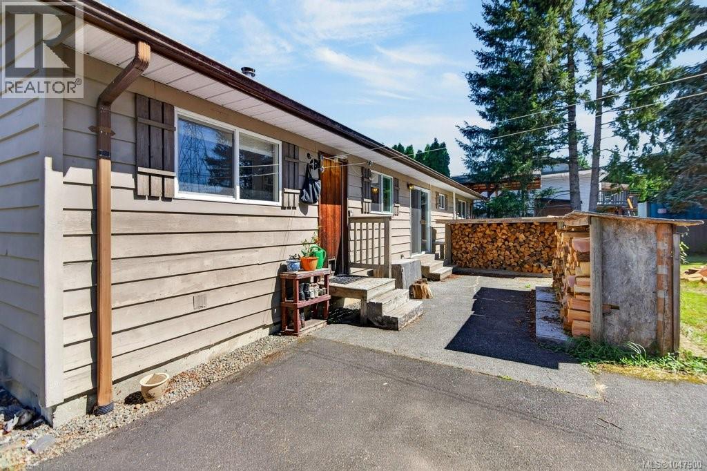 79 Salsbury Rd, Courtenay, British Columbia  V9N 9L7 - Photo 41 - 1047900
