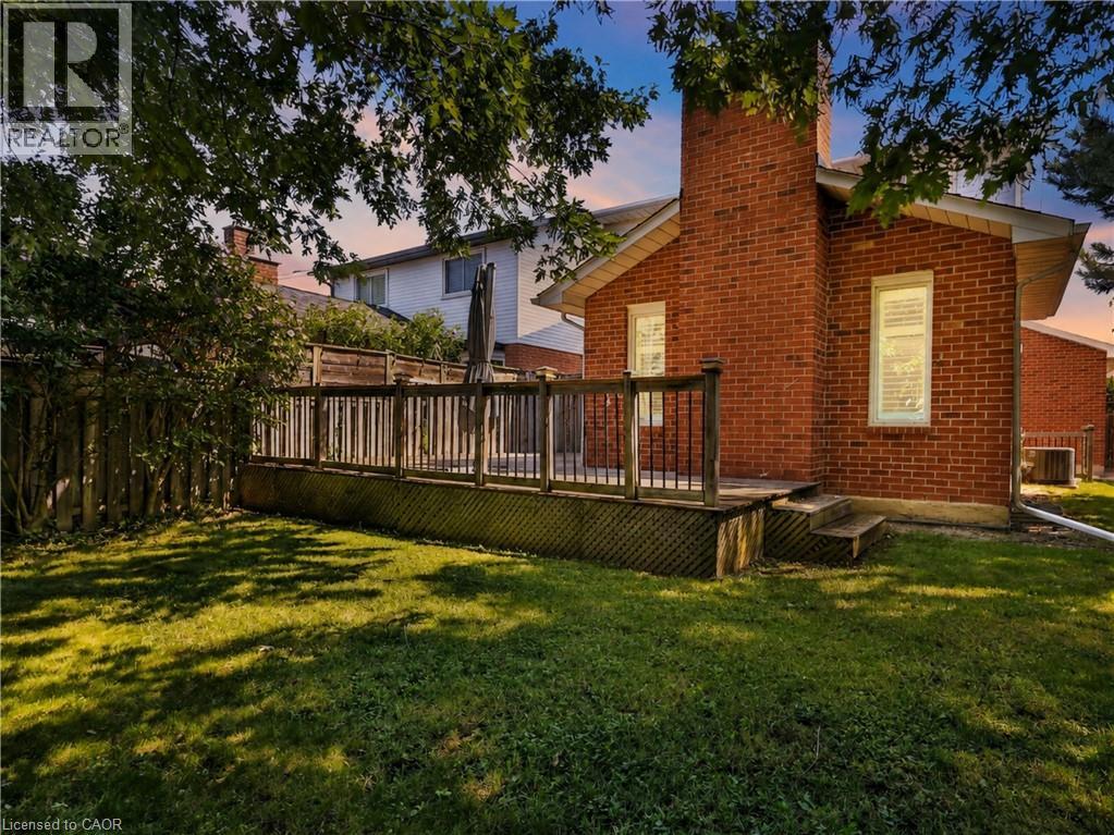 2102 Salma Crescent, Burlington, Ontario L7M 3T1 - Photo 40 - 40851297