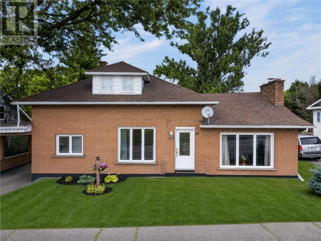 33 Notre Dame Street E, Noelville, Ontario  P0M 2N0 - Photo 3 - 2129971