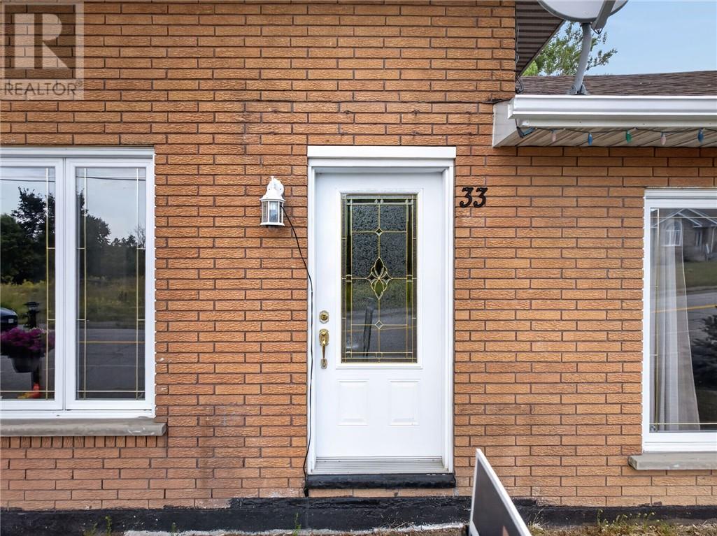 33 Notre Dame Street E, Noelville, Ontario  P0M 2N0 - Photo 4 - 2129971