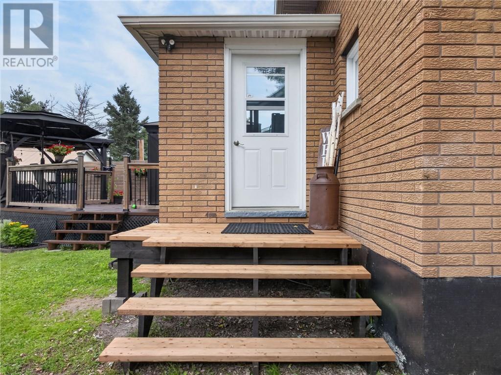 33 Notre Dame Street E, Noelville, Ontario  P0M 2N0 - Photo 40 - 2129971