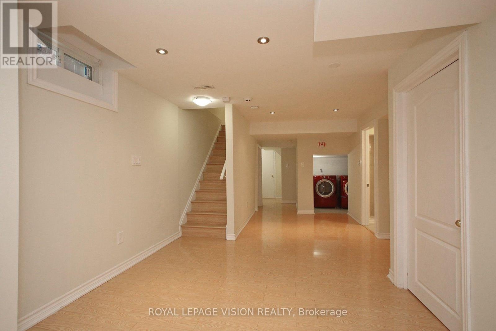 5559 Bonnie Street, Mississauga, Ontario  L5M 0N7 - Photo 22 - W13686444