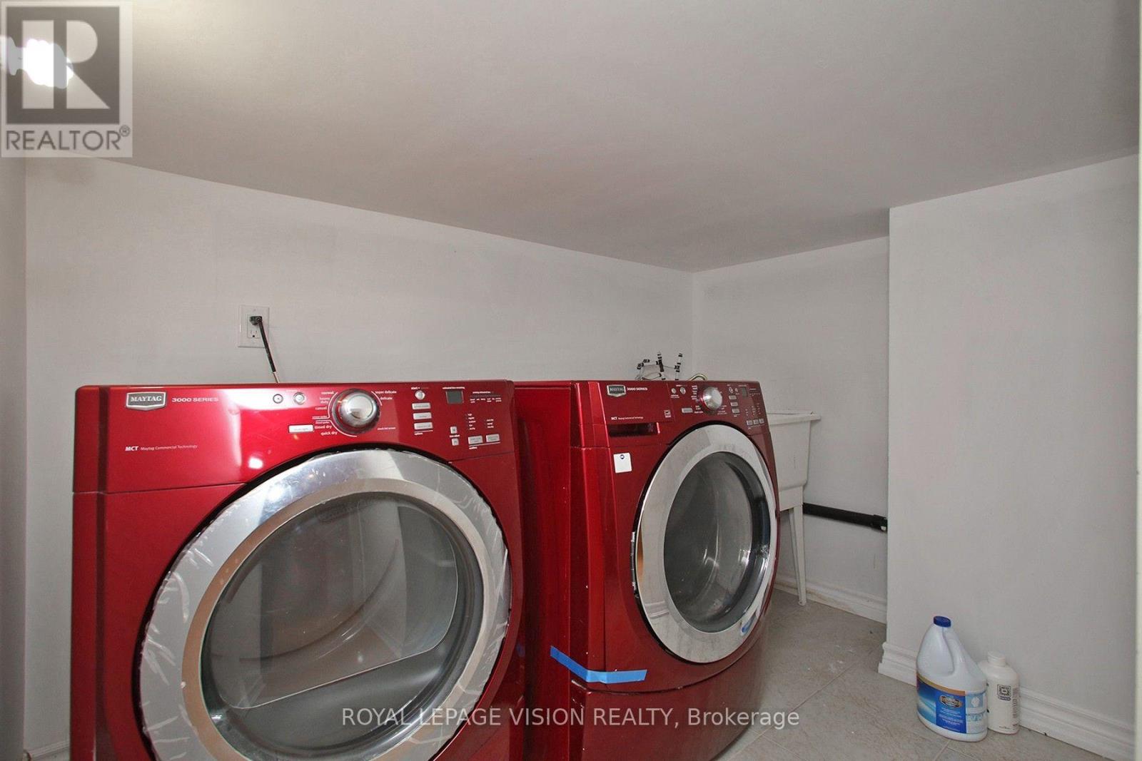 5559 Bonnie Street, Mississauga, Ontario  L5M 0N7 - Photo 25 - W13686444