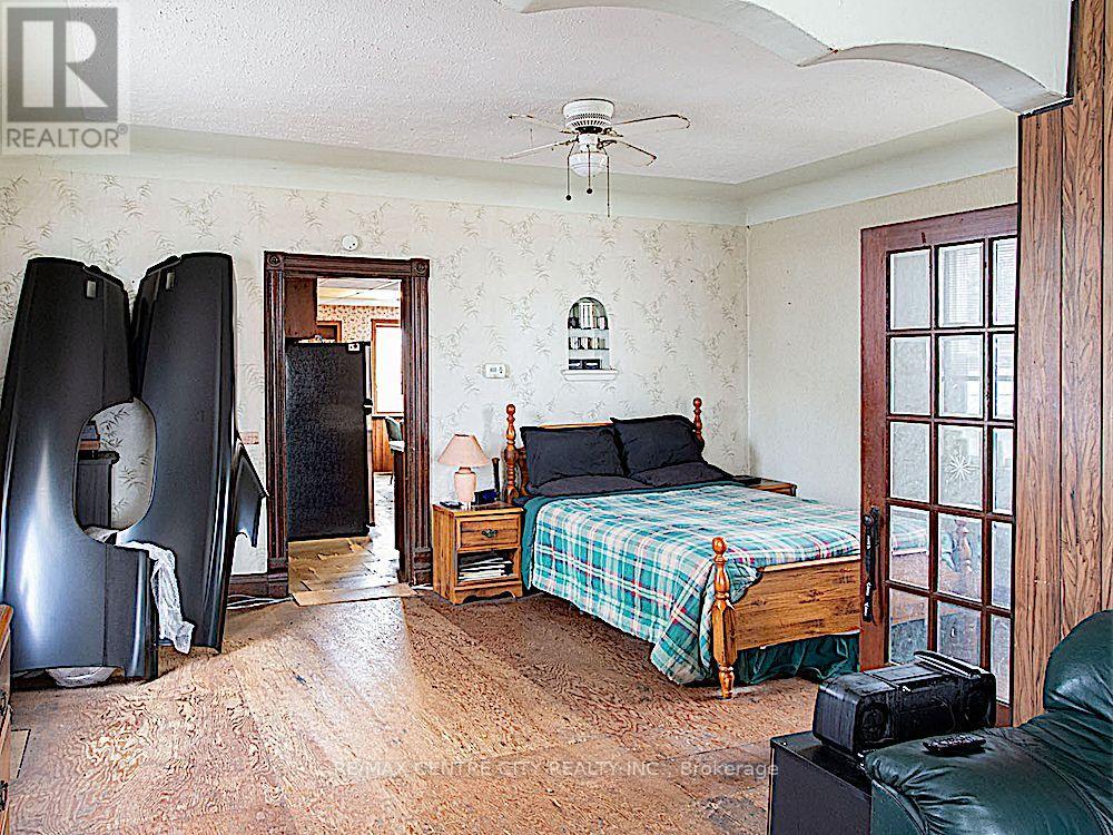 5911 Dundas Street, Thames Centre, Ontario  N0M 2M0 - Photo 11 - X13715562