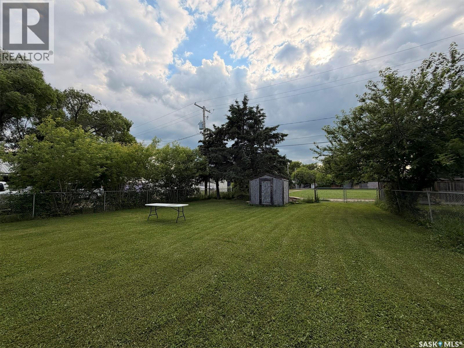 211 3rd Street W, Meadow Lake, Saskatchewan  S9X 1C7 - Photo 8 - SK041097
