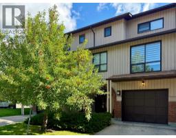 58 Canterbury Gardens SW, Calgary, Alberta