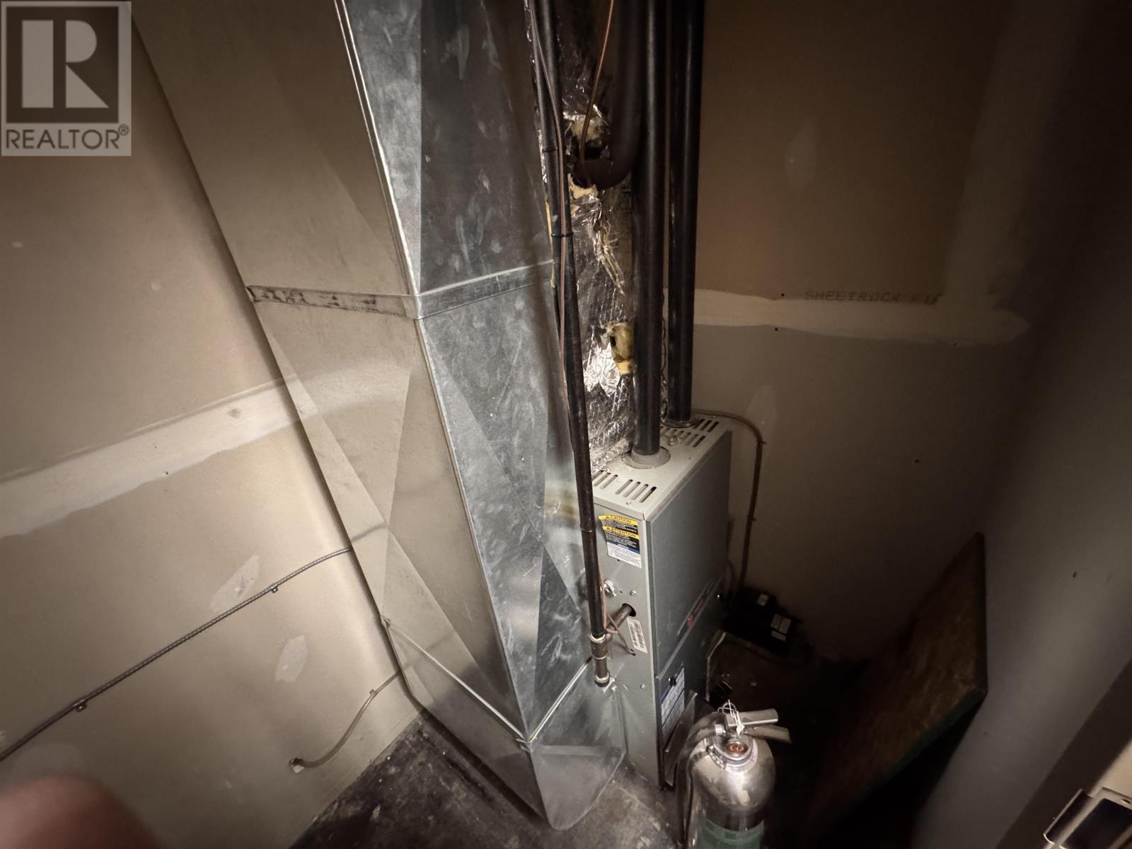 1111 Victoria Ave E, Thunder Bay, Ontario  P7C 1B7 - Photo 18 - TB2601632